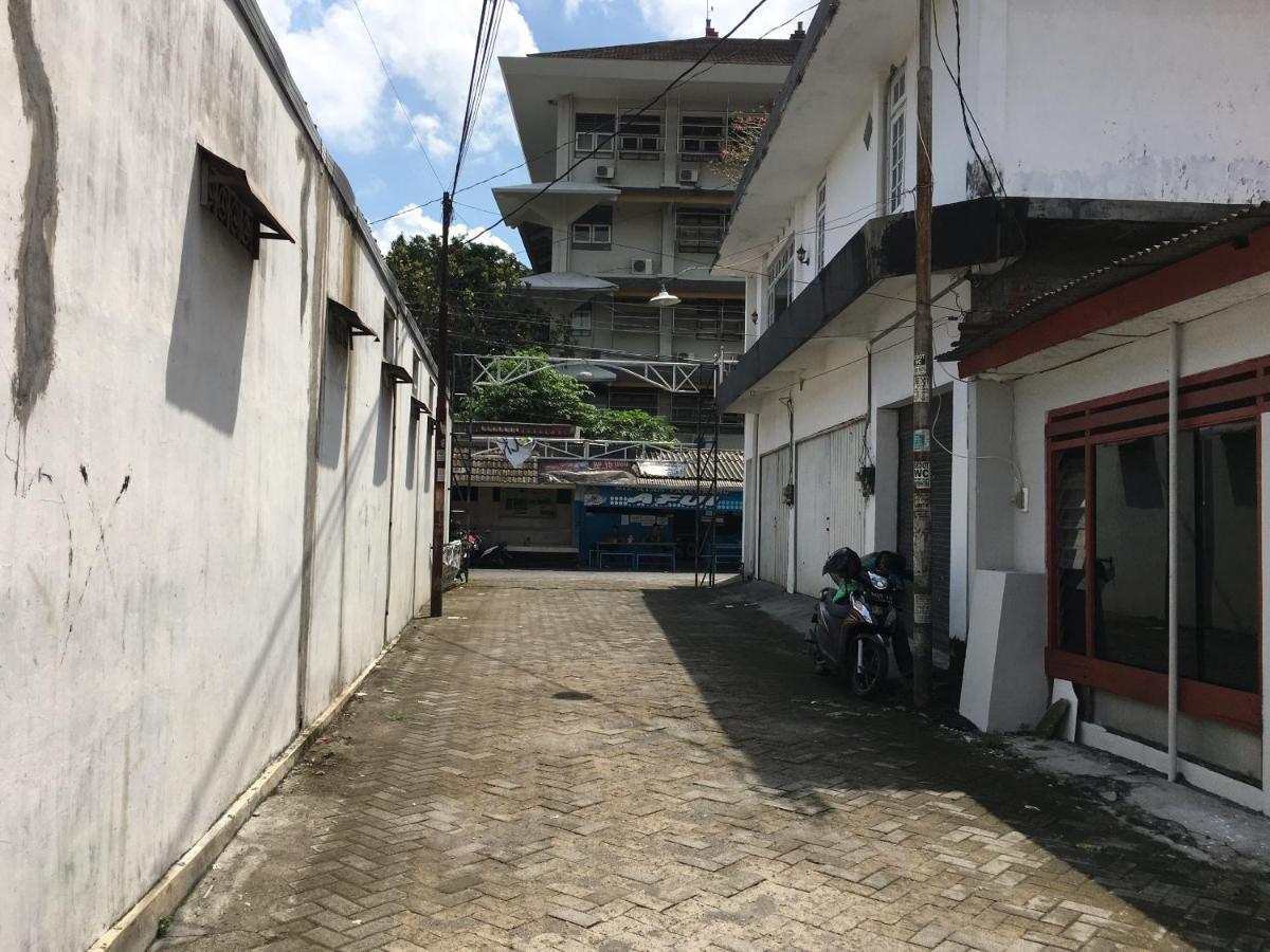 Tambak Bayan Guesthouse Kejayan Экстерьер фото