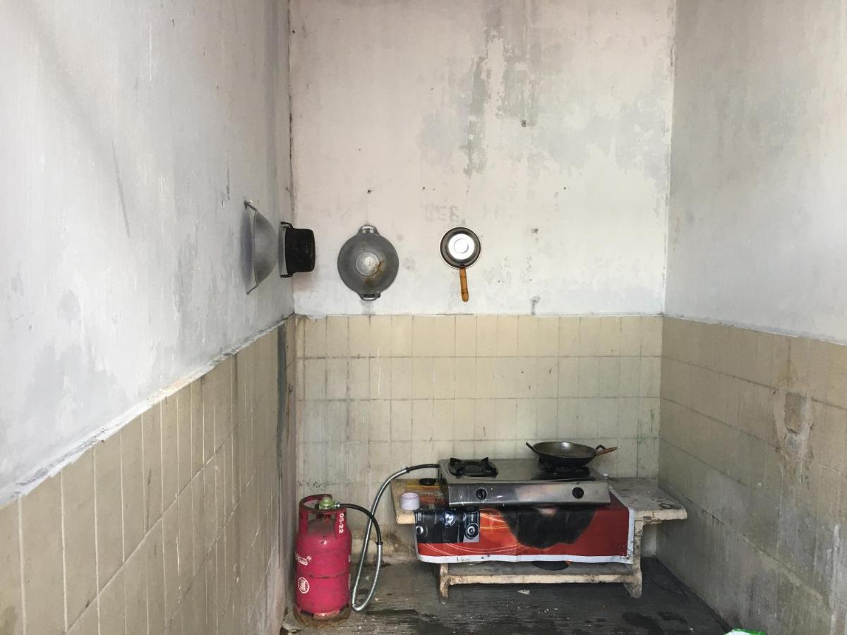 Tambak Bayan Guesthouse Kejayan Экстерьер фото